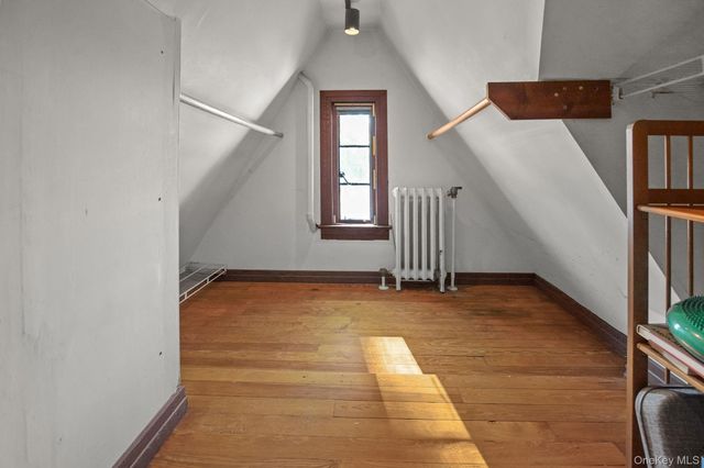 19 Surrey Lane, Yonkers, NY 10710