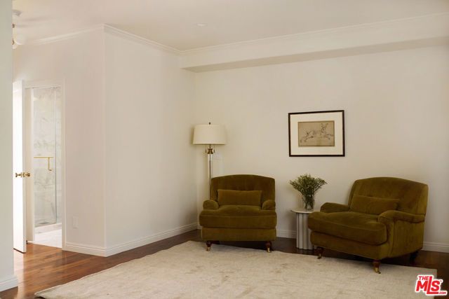 4734 Greenbush Avenue, Los Angeles, CA 91423