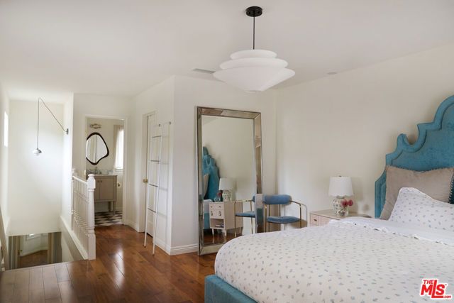 4734 Greenbush Avenue, Los Angeles, CA 91423