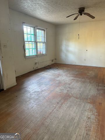 120 N Williamson Street, Winder, GA 30680