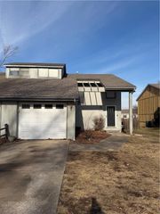 8408 Woodson Court, Raytown, MO 64138