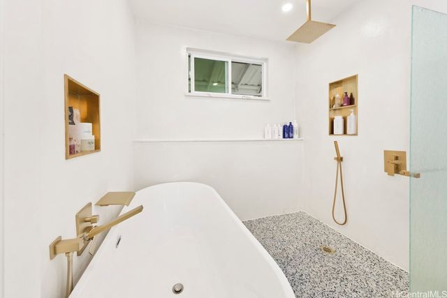 15-1888 21st Avenue, Keaau, HI 96749