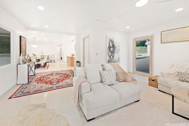 15-1888 21st Avenue, Keaau, HI 96749