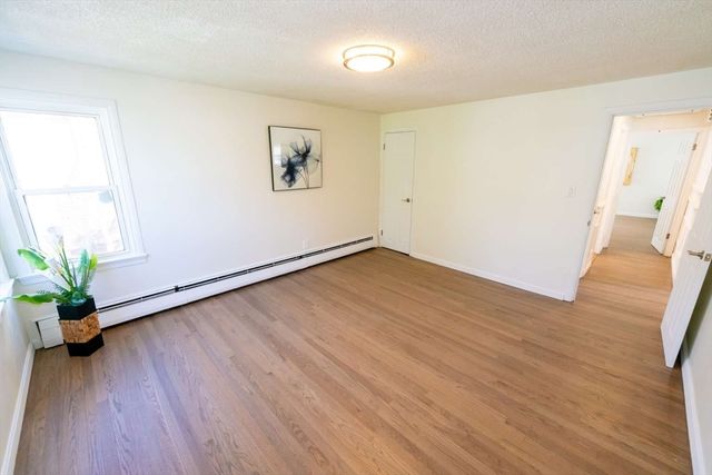 15 Swan Ave, Methuen, MA 01844