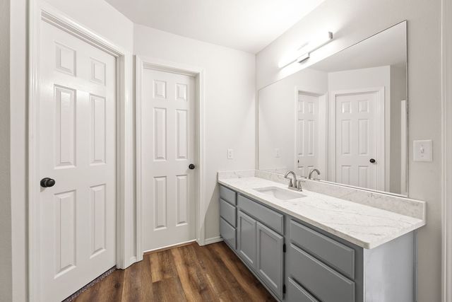 704 SW Charlotte Street, Gravette, AR 72736