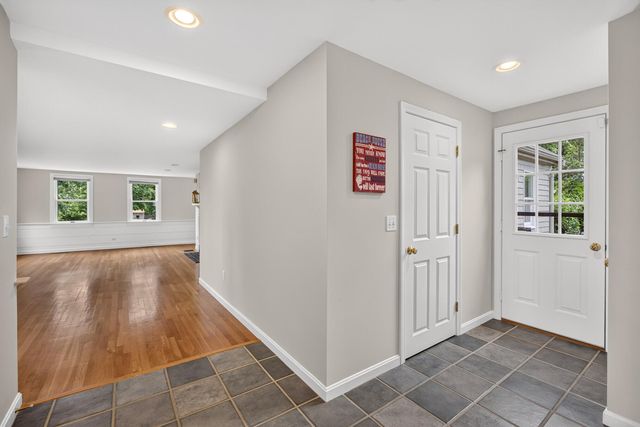 72 Smith Street, Chatham, MA 02633