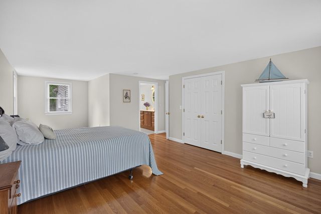 72 Smith Street, Chatham, MA 02633