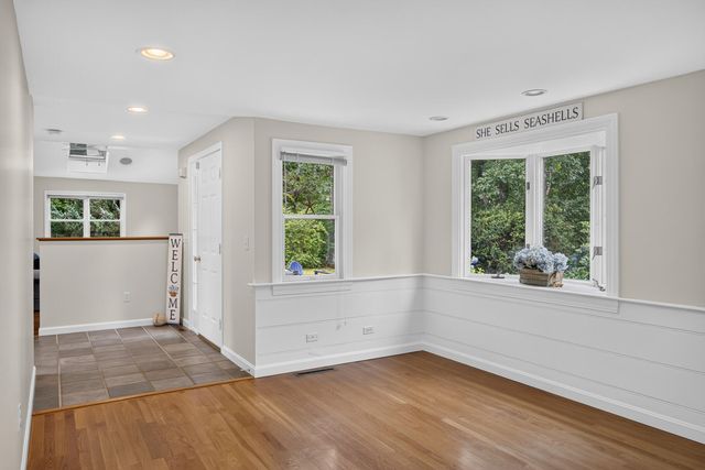 72 Smith Street, Chatham, MA 02633