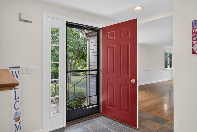 72 Smith Street, Chatham, MA 02633