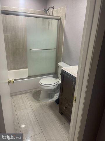 128 ROCKLAND DR, Willingboro, NJ 08046