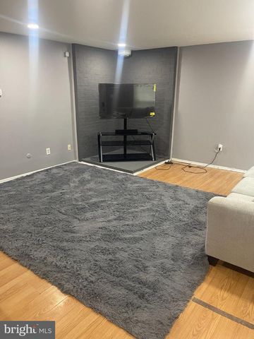 128 ROCKLAND DR, Willingboro, NJ 08046