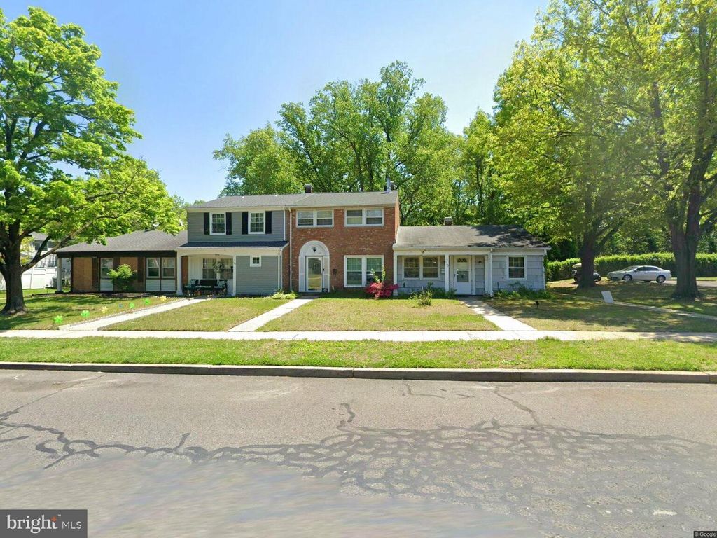 128 ROCKLAND DR, Willingboro, NJ 08046
