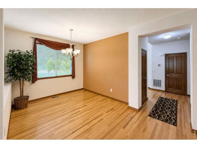 639 Summer Hawk Dr, Longmont, CO 80504