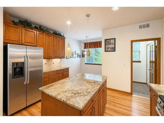 639 Summer Hawk Dr, Longmont, CO 80504