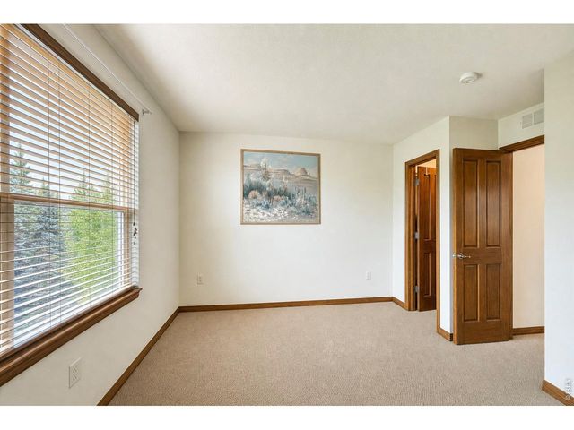 639 Summer Hawk Dr, Longmont, CO 80504