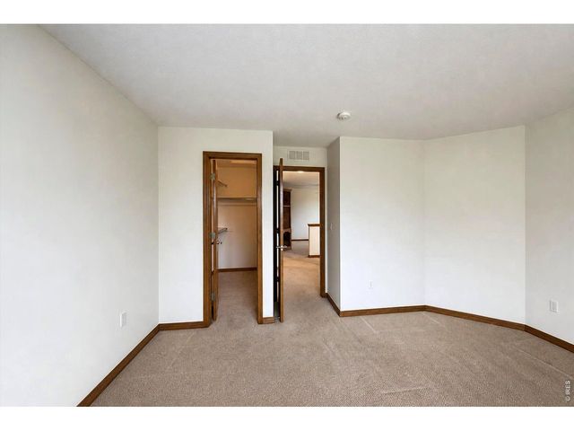 639 Summer Hawk Dr, Longmont, CO 80504