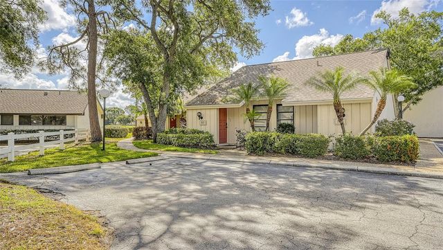 3127 LONGMEADOW 2, Sarasota, FL 34235