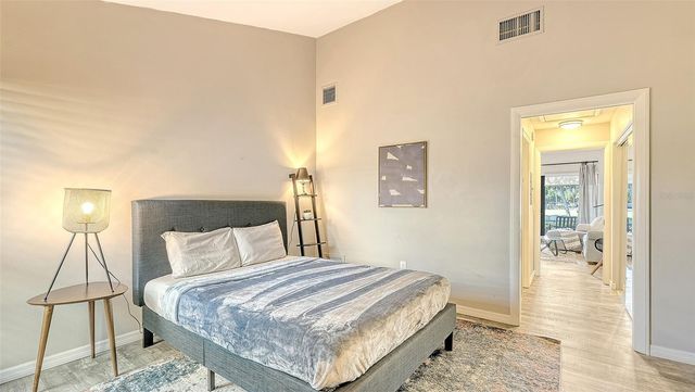 3127 LONGMEADOW 2, Sarasota, FL 34235