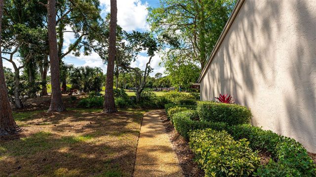 3127 LONGMEADOW 2, Sarasota, FL 34235