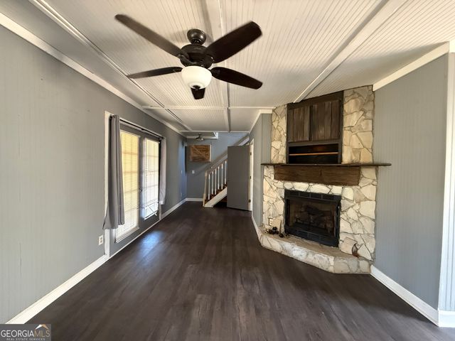 220 De La Taix, Lavonia, GA 30553