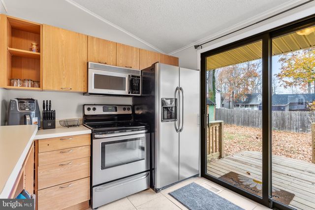 4912 BEECH ST, Shady Side, MD 20764