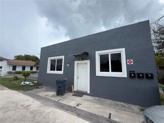 612 NW 2nd Avenue 1, Hallandale Beach, FL 33009