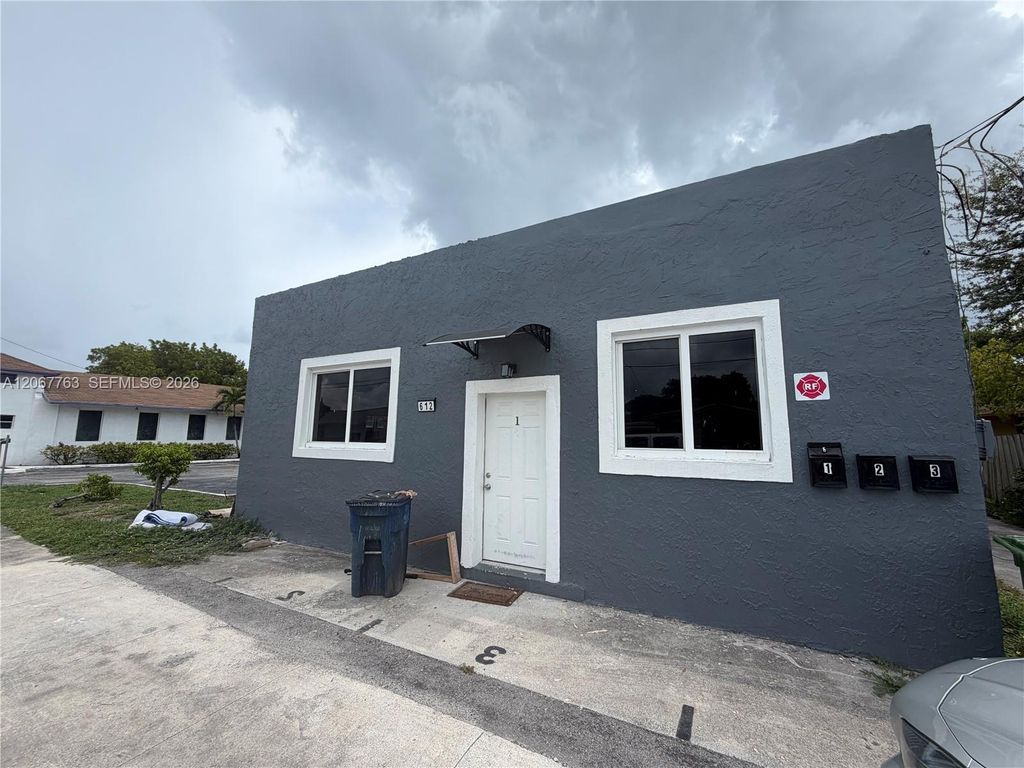 612 NW 2nd Avenue 1, Hallandale Beach, FL 33009