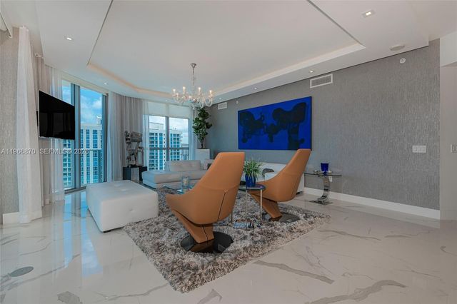 17301 Biscayne Blvd 2209, North Miami Beach, FL 33160