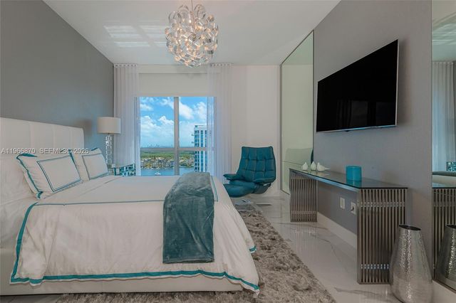 17301 Biscayne Blvd 2209, North Miami Beach, FL 33160