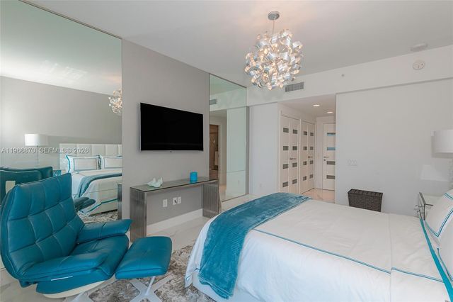 17301 Biscayne Blvd 2209, North Miami Beach, FL 33160