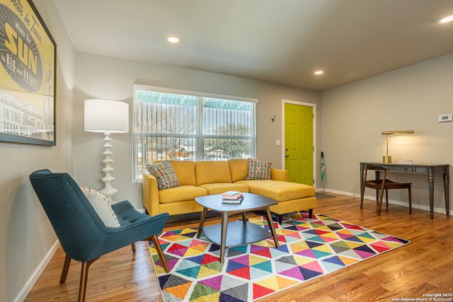 414 Trudell, San Antonio, TX 78213