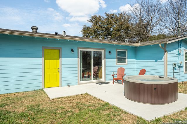 414 Trudell, San Antonio, TX 78213