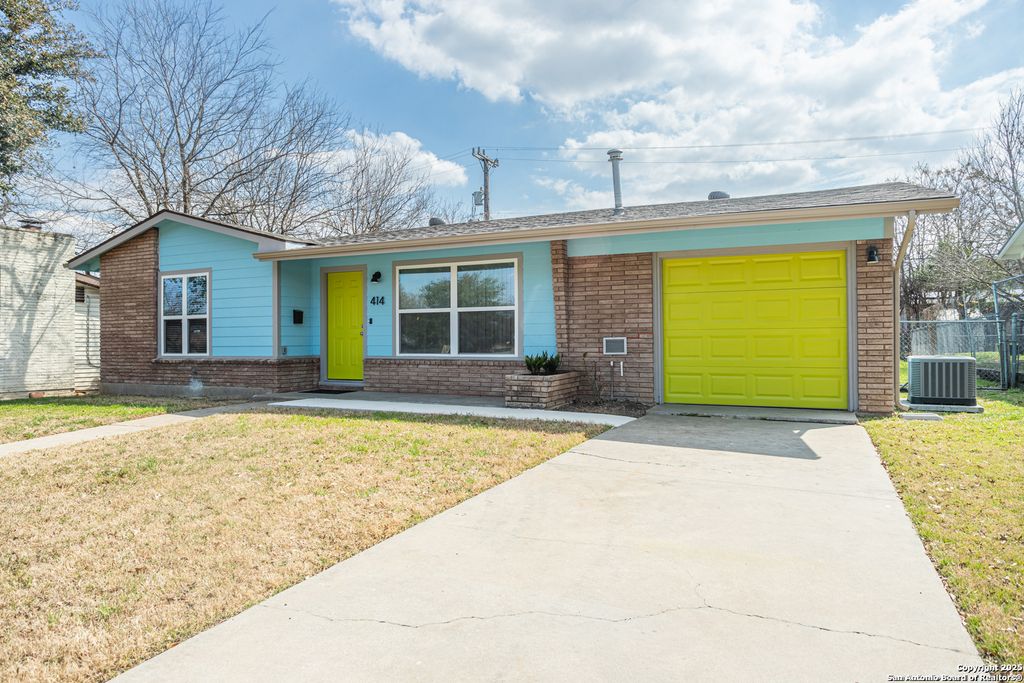 414 Trudell, San Antonio, TX 78213