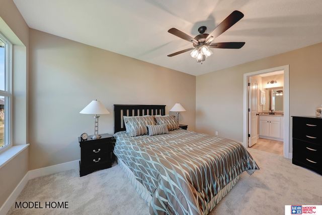 8918 Kinzie Street, Lincoln, NE 68507