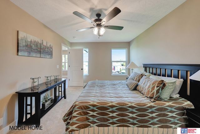 8918 Kinzie Street, Lincoln, NE 68507