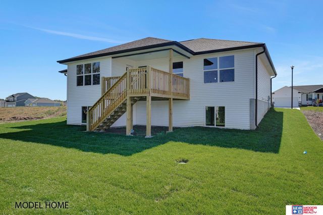 8918 Kinzie Street, Lincoln, NE 68507
