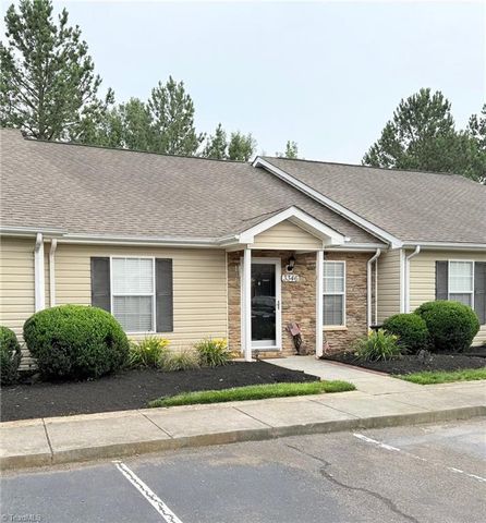 3346 Hyde Place Circle, Winston-salem, NC 27103