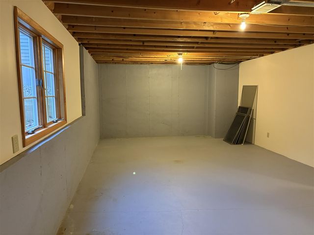 2891 Parkside Drive, Jenison, MI 49428