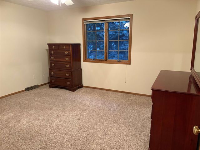 2891 Parkside Drive, Jenison, MI 49428