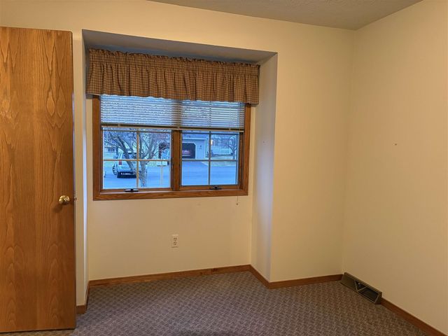 2891 Parkside Drive, Jenison, MI 49428