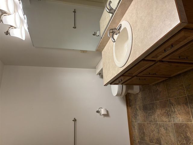 2891 Parkside Drive, Jenison, MI 49428