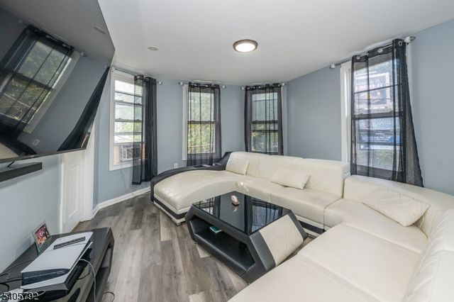 156 E Main St, Paterson City, NJ 07522