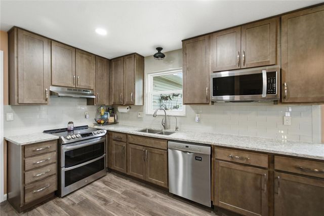 3108 GARDEN COURT, St Cloud, FL 34769