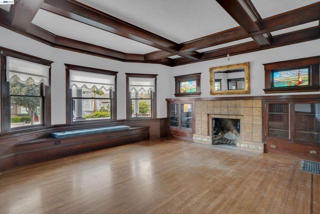 2014 Buena Vista Ave, Alameda, CA 94501
