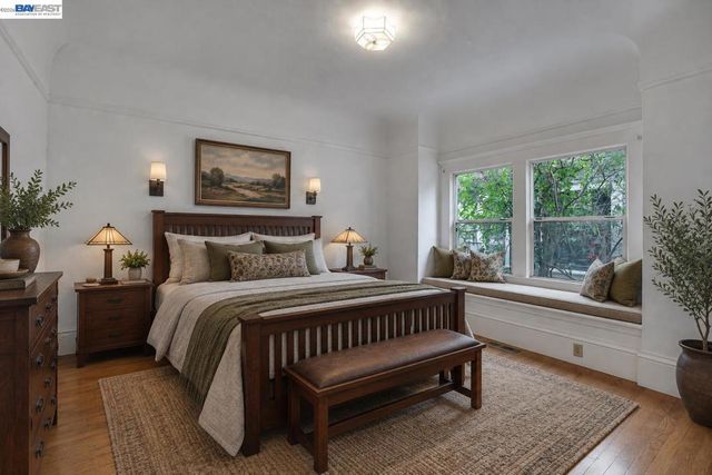 2014 Buena Vista Ave, Alameda, CA 94501