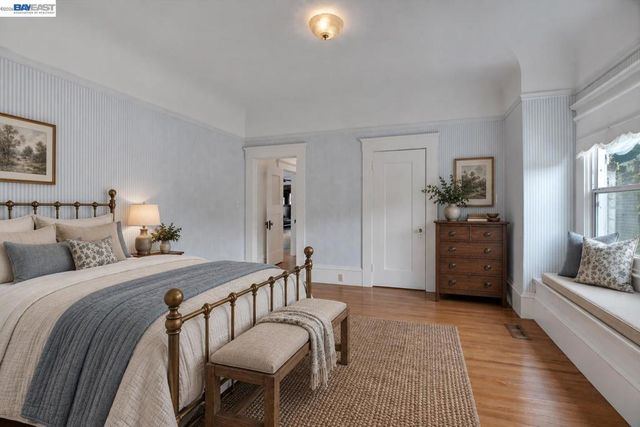 2014 Buena Vista Ave, Alameda, CA 94501