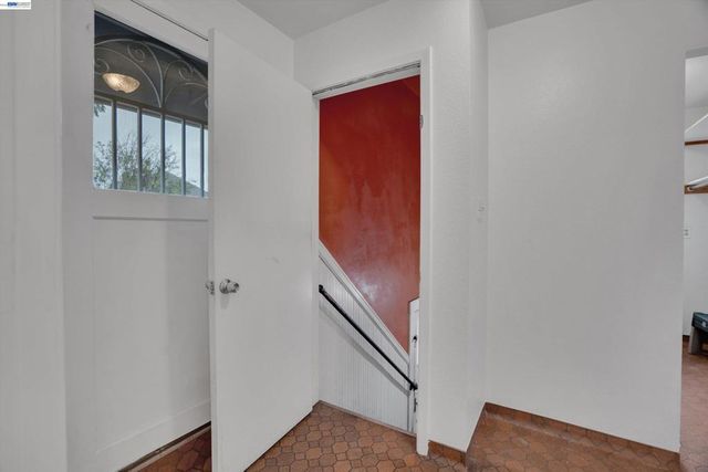 2014 Buena Vista Ave, Alameda, CA 94501