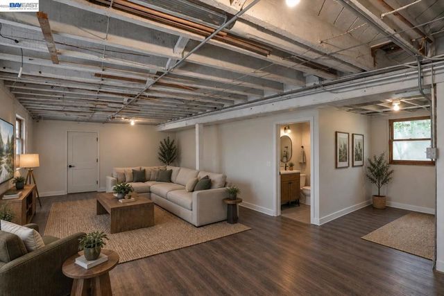 2014 Buena Vista Ave, Alameda, CA 94501