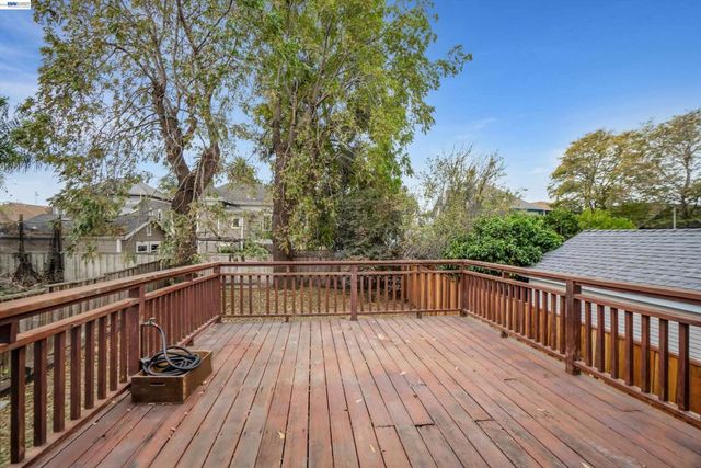 2014 Buena Vista Ave, Alameda, CA 94501