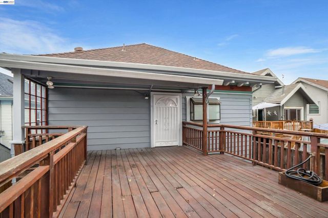2014 Buena Vista Ave, Alameda, CA 94501